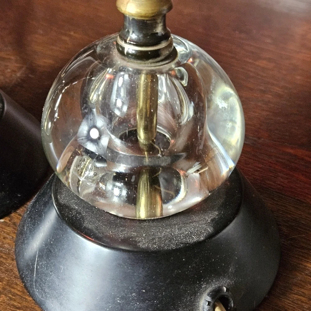 Vintage art deco vibe glass spere set of accent lamps.